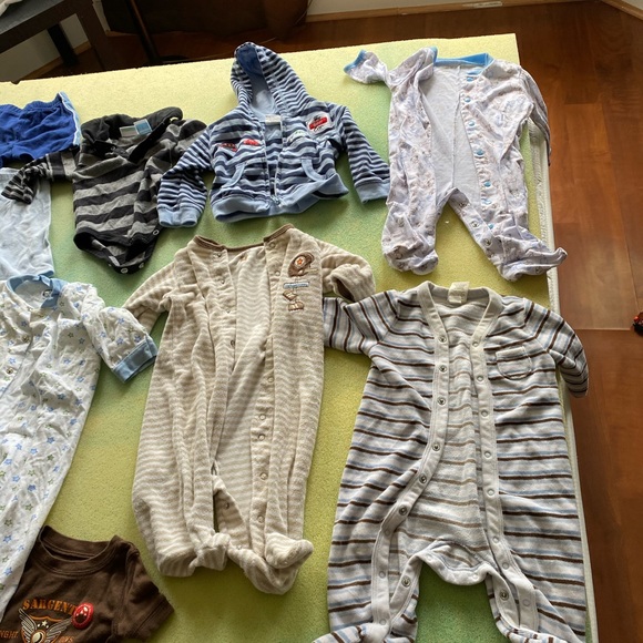 3-6 month bundle - Picture 2 of 5